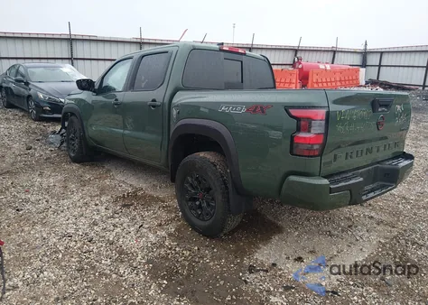 2024 Nissan Frontier Pro-4X 4X4 z USA, uszkodzony, nr VIN 1N6ED1EK5RN670988